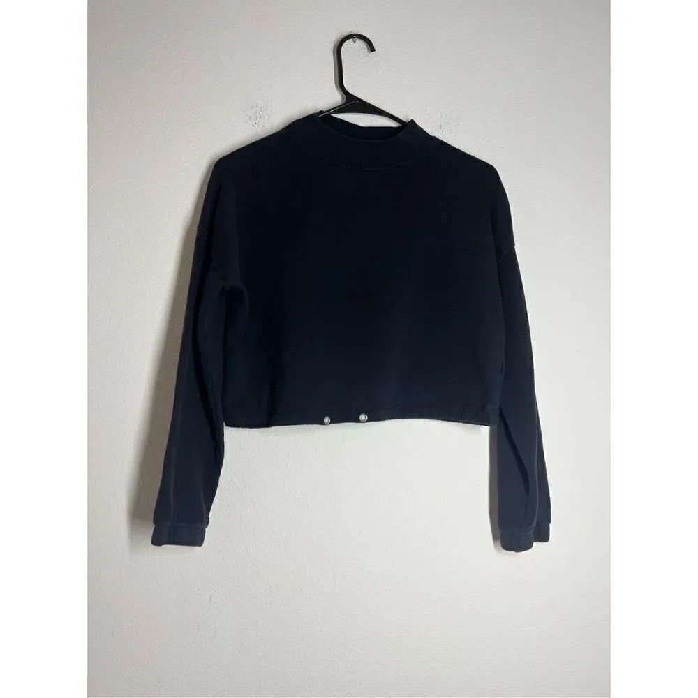 H&M Black Cropped Sweatshirt  Kids Size 16/18